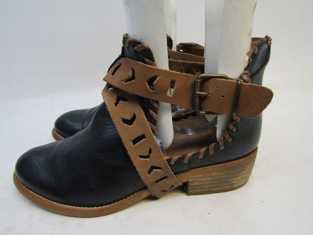 Musse And Cloud Womens Size 39 EUR Blue Brown Leather Ankle Fashion Boots Bootie
